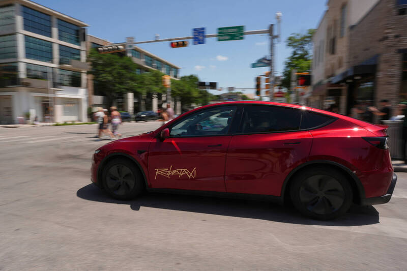 特斯拉獲美國亞利桑那州叫車營運許可 台積電員工有望搭Robotaxi上班