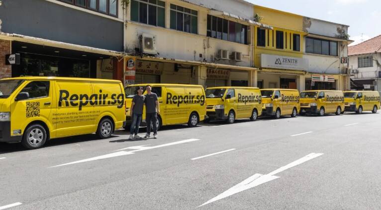 16歲拿700元創副業，現營收近4100萬，Repair.sg創辦人詹姆斯親曝翻身心路。（擷取自CNBC）