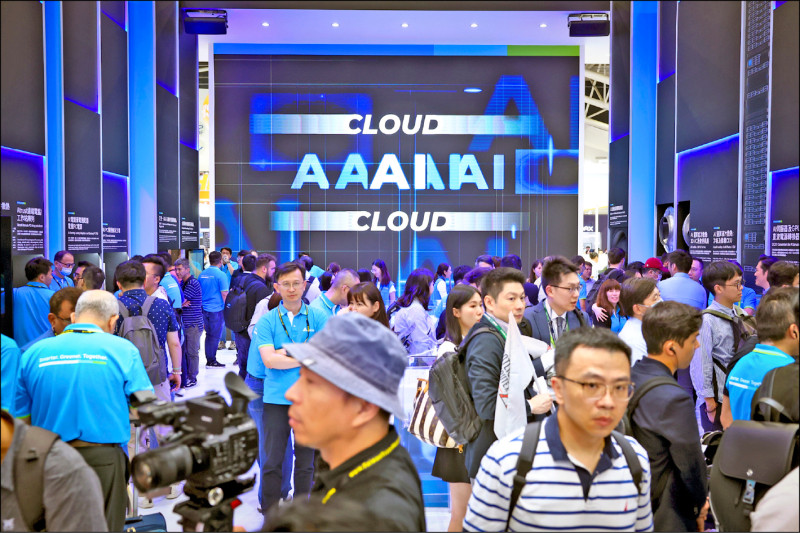 受惠AI商機驅動出口，台灣Q2、Q3經濟成長率亮麗，10月出口更年增49.7％，創15年單月最大增幅，台股市值也超越德國，成為全球第八大。（中央社資料照）