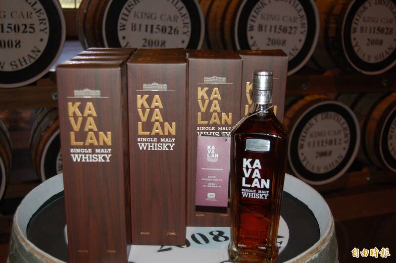 金車噶瑪蘭酒廠在2005年完工，2008年瓶裝產品問世，以宜蘭舊名「Kavalan」（噶瑪蘭）品牌行銷全球。（資料照）☆飲酒過量 有害健康 禁止酒駕☆