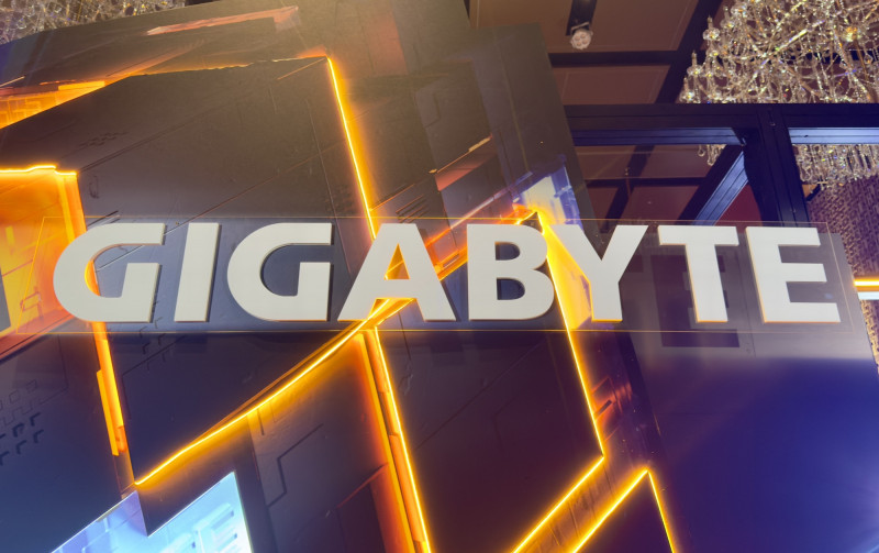 技嘉11月營收創同期新高 明年AI出貨雙位數成長