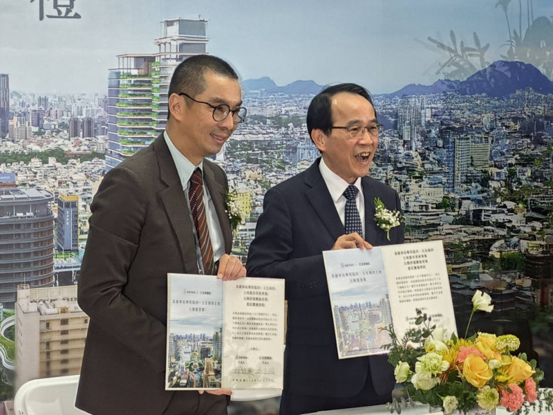 高雄車站專四、五及商四公辦都更簽約 林欽榮：將成高雄新名片