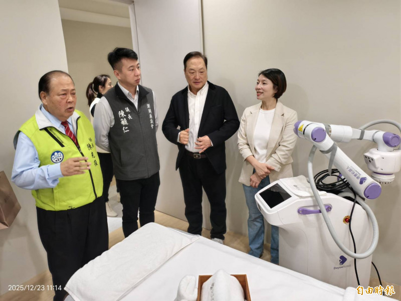耗資600萬元，胡媽媽食品創辦人胡庭妮打造澎湖人專屬美容空間。（記者劉禹慶攝）