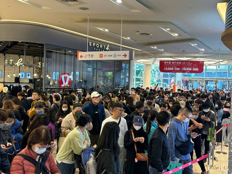 專家表示，利用促銷活動進行消費的秘訣，在於事先設定好「不買的標準」，這樣就不易受到折扣的誘惑，結果買完就後悔。（資料照）