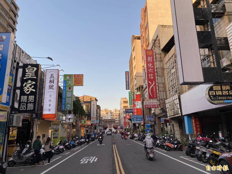 彰化縣地王寶座穩坐超過20年，位在彰化市民族路東側（中華路至合庫彰營支庫）一帶，公告土地現值每坪71.3萬元，比去年又變貴。（記者張聰秋攝）