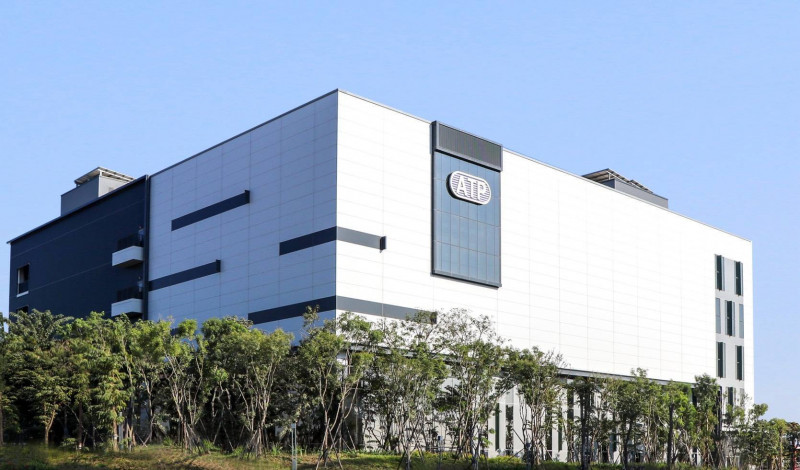 「華騰國際科技」成為橋科首家落成啟用的企業。（高市府提供）