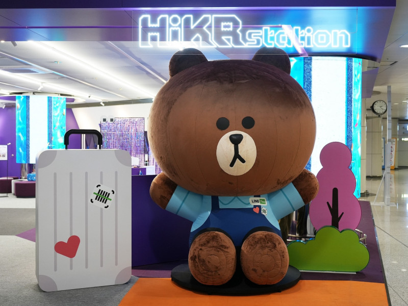 仁川機場HiKR station即起推出LINE Pay專區，提供LINE Pay用戶優惠手冊和兌換贈品的服務。（業者提供）