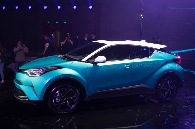 5�ֵ����ߵ�SUV  �պ�������