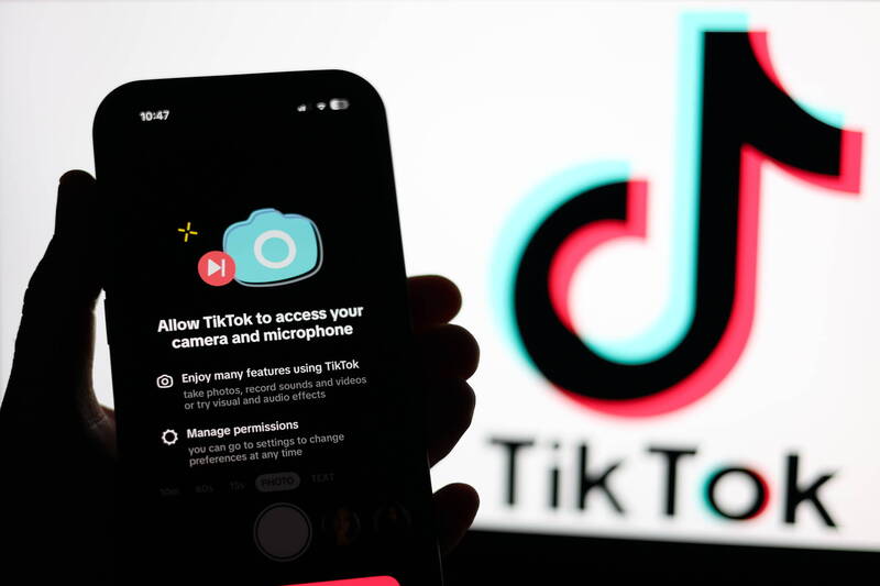 數據顯示，TikTok將美國業務轉移到新的合資企業後，用戶刪除這款應用程式的平均值暴增近150％。（歐新社資料照）