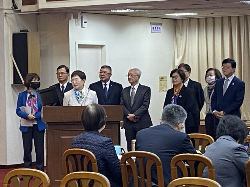8大公股銀行年終獎金揭曉，台企銀超過8個月最多。（記者鄭琪芳攝）