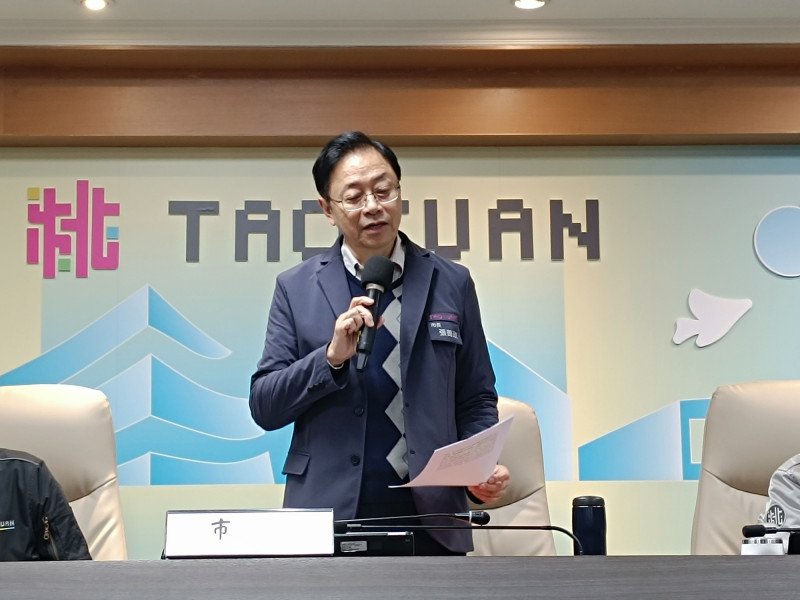桃園市長張善政28日主持市政會議，公布桃園去年民間投資總金額達2640億元，較前1年成長了14.47%。（記者鄭淑婷攝）