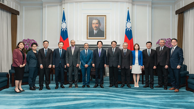 總統賴清德今天接見美光科技總裁暨執行長梅羅特拉（Sanjay Mehrotra）一行。（總統府提供）