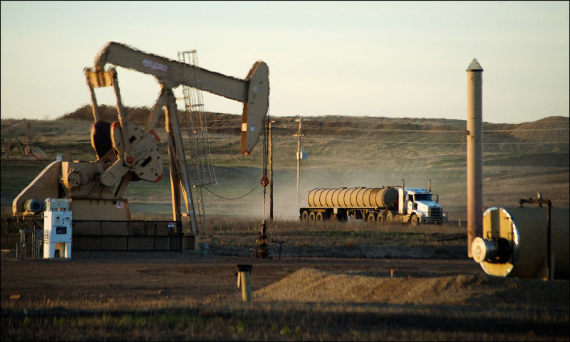 本週汽油漲3角、柴油漲6角。（路透）