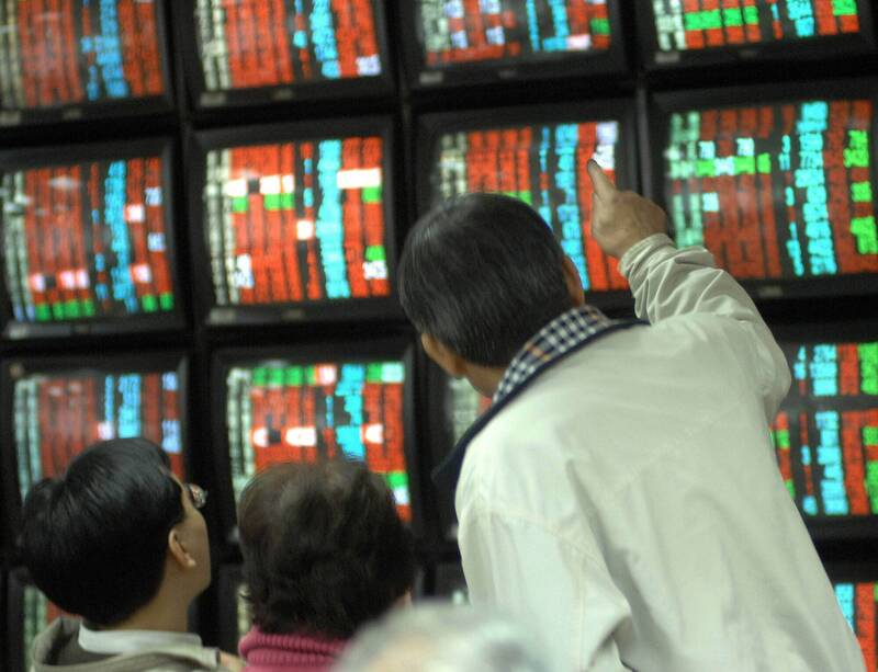 外媒指出，受人工智慧股票上漲激勵，台股在關鍵新興市場股票指數中權重，首次超過中國。（法新社）