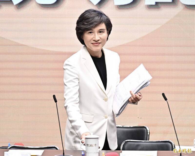 根據公報，行政院副院長鄭麗君夫婦在事業投資、債權與信託股票的價值合計超過新台幣7.5億元。（資料照）