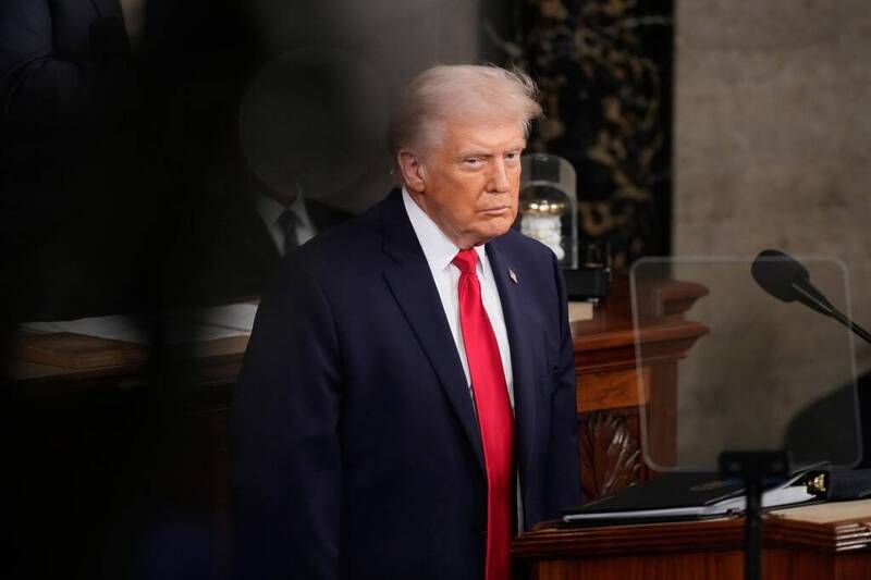 才說快停火……伊朗斥「假新聞」否認談判！油價再破百