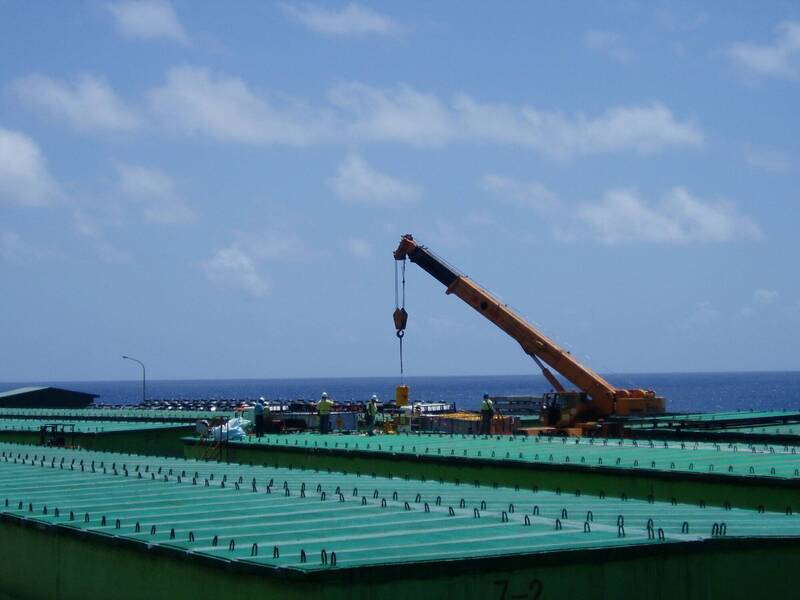 台灣過去將低階核廢料存放於蘭嶼。（本報資料照）