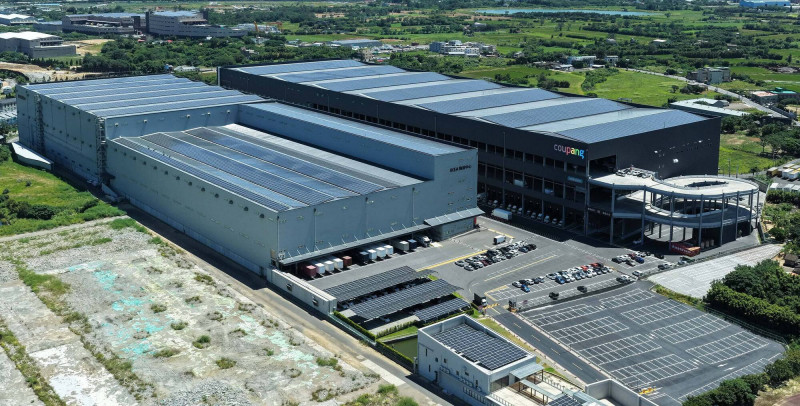 酷澎第4座倉儲物流中心啟用 涵蓋70％火箭速配服務