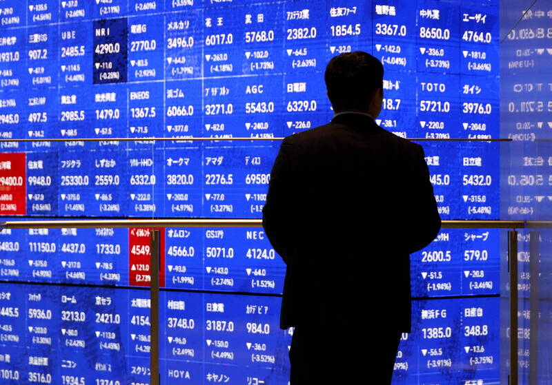 東京股市崩跌！日經指數大跌逾900點 川普「這句話」掀市場恐慌