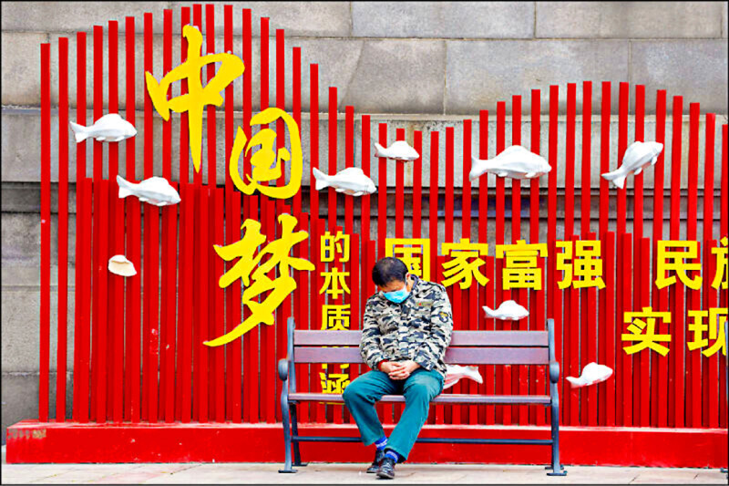 中國經濟冰火兩重天 專家：高科技和出口暢旺 但內需低迷