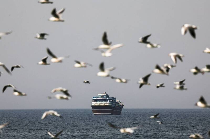 多少船通過荷姆茲？3月數據大曝光