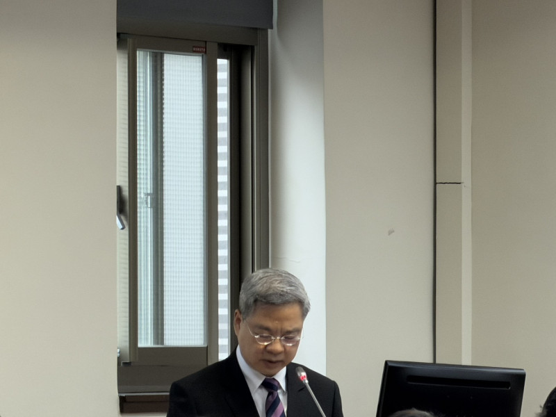 美伊停戰國際油價回落 龔明鑫：民眾勿恐慌囤貨塑膠袋