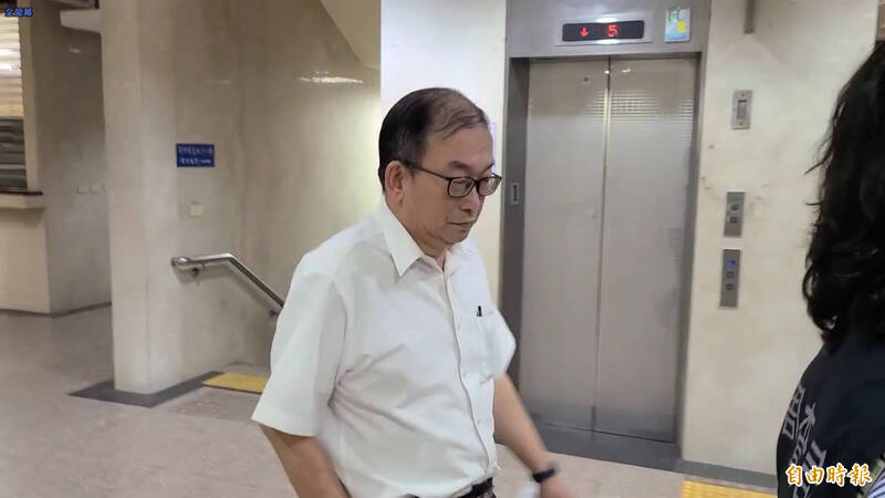 泰和建築經理股份有限公司負責人黃樹榮，30萬元交保並限制出境出海及限制住居。（記者劉詠韻攝）