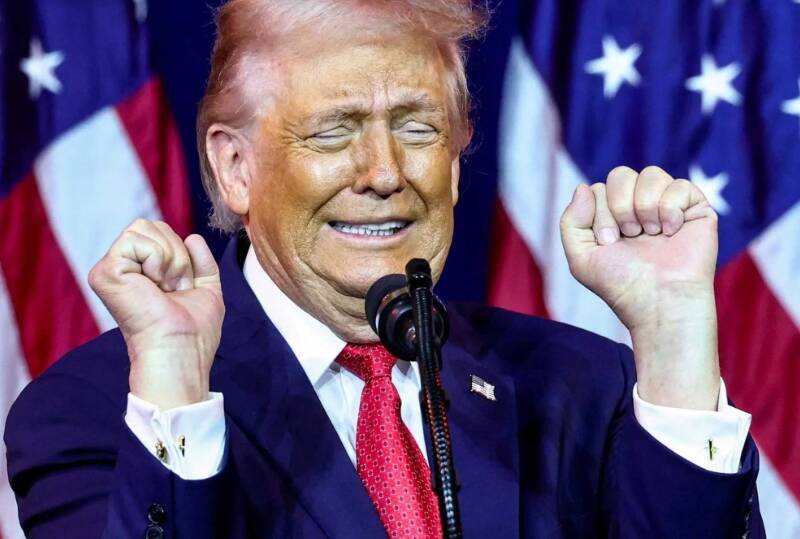 川普宣布荷姆茲「永久開放」稱「習近平一定會給我大擁抱」