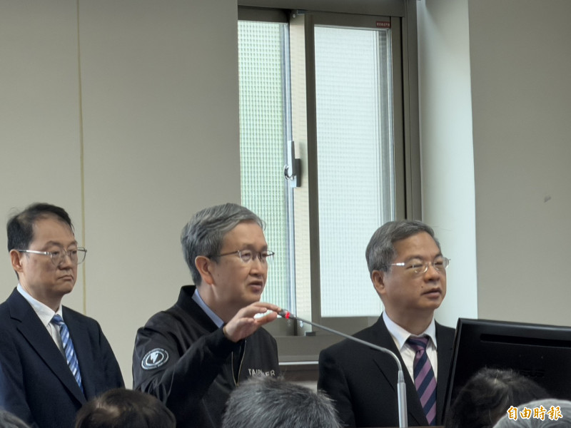 麥寮燃煤停用再啟動3個月 經長︰會降中火燃煤發電