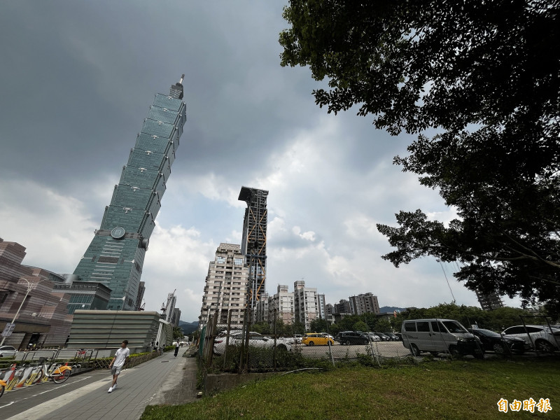 富邦蔡家已掌握D1街廓的其中17筆產權，掌握土地面積比率高達87.26%，僅差最後一筆地號，就能順利拿下整個街廓。（記者徐義平攝）