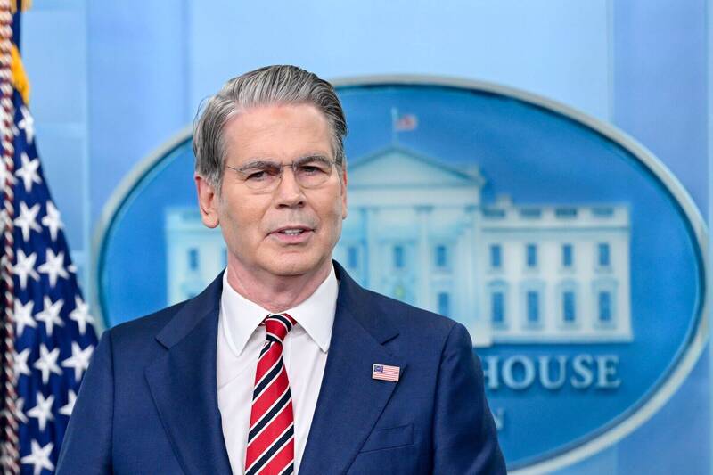 擺脫對中依賴！貝森特籲世銀為關鍵礦產注資