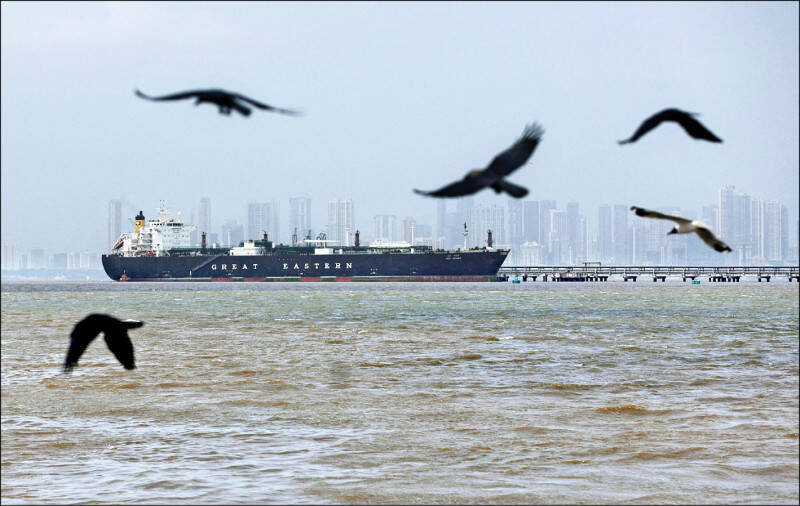 韓國海洋水產部今天表示，裝有原油的韓國船舶今天首次通過紅海。示意圖。（路透資料照）