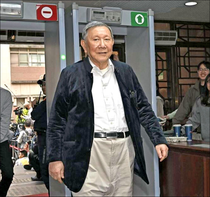 沈慶京放手共治 寶佳拿下中工經營權