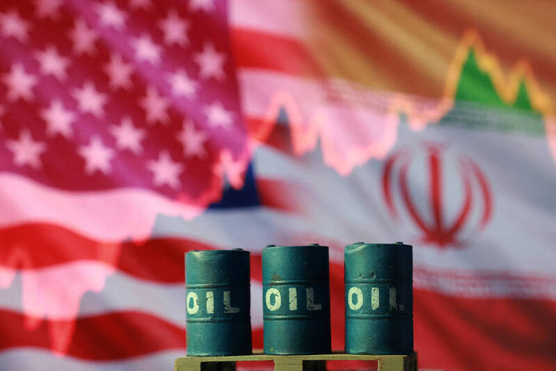 有內線？荷姆茲開放前20分鐘 神秘客砸7.6億美元放空原油