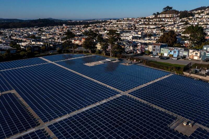 ���ڸ�߹�ͻȻ�Ի��úݻ�