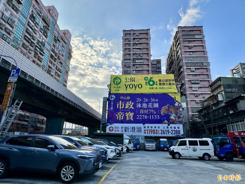 桃園市、台中市以及台南市等三都、第一季新案每坪可能成交均價呈現季跌，季跌幅均為2%起跳。（記者徐義平攝）