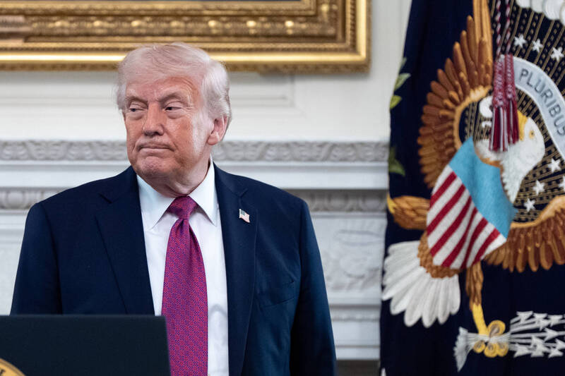 川普將在宅邸為「川普迷因幣」辦晚宴 川普本人「可能不出席」