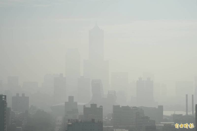 藍白修空污法擴地方權限 工總示警恐引爆電廠、工廠關閉危機