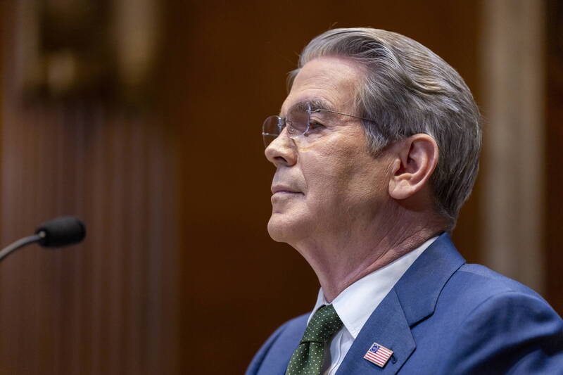 貝森特警告：與伊朗航空公司有業務往來的企業 恐面臨制裁