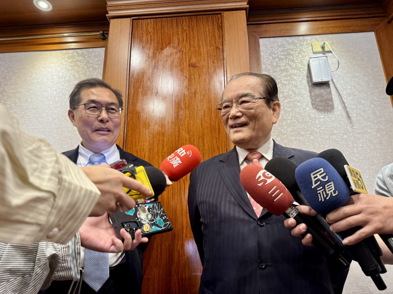 北車商場招標微風喊招標不公 台鐵董事長這樣說