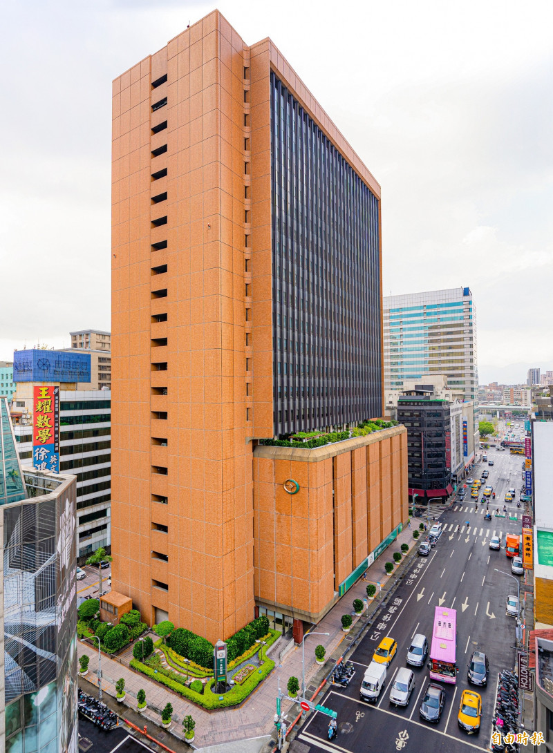 現金為王！第一金配息1.3元  現金殖利率高達4.55％