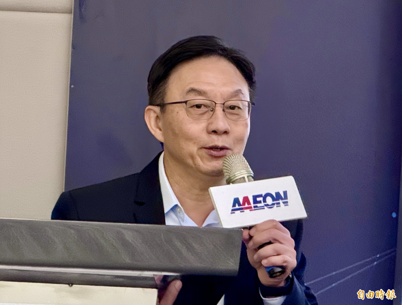 研揚董事長莊永順今天在法說會指出，目前AI專案已從過去概念驗證階段。（記者方韋傑攝）