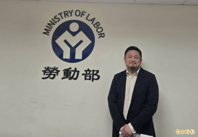 彈性育嬰假放寬至6歲 洪申翰：多出的假與薪資政府買單、不增雇主負擔