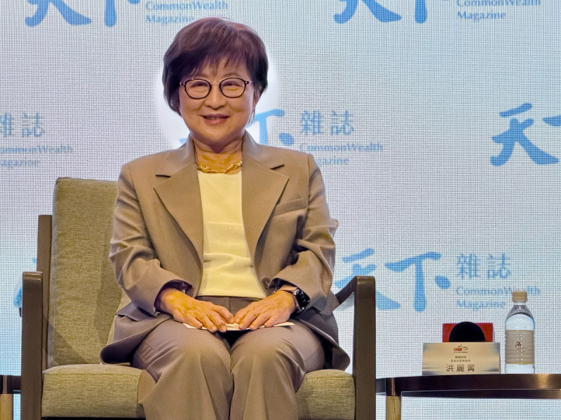 洪麗寗提到，AI已不再是需要討論是否存在的趨勢，而是已經全面發生的產業變革。（記者方韋傑攝）
