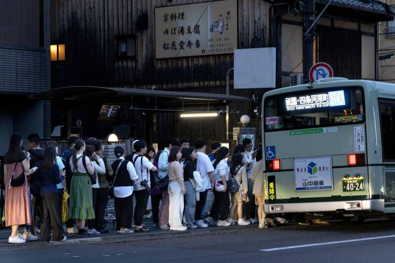 日本京都巴士要漲價了！不是為了趕觀光客 官方真正盤算曝光