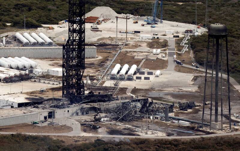 藍色起源火箭測試爆炸恐需半年重建   與SpaceX差距再拉大