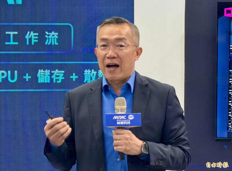 神雲總經理黃承德今日表示，今年營運成長「毫無懸念」，公司對後市維持樂觀看法。（記者方韋傑攝）