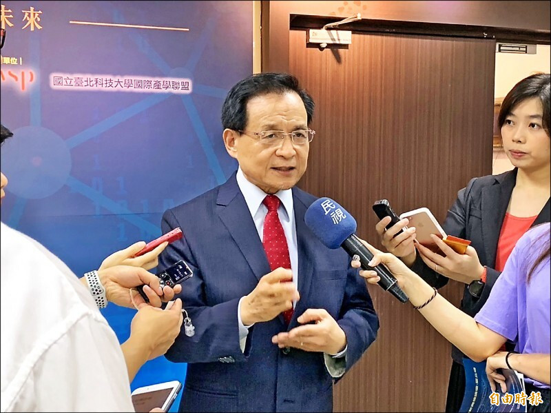 景氣回溫？商研院示警︰批發零售獨強、服務業復甦不均