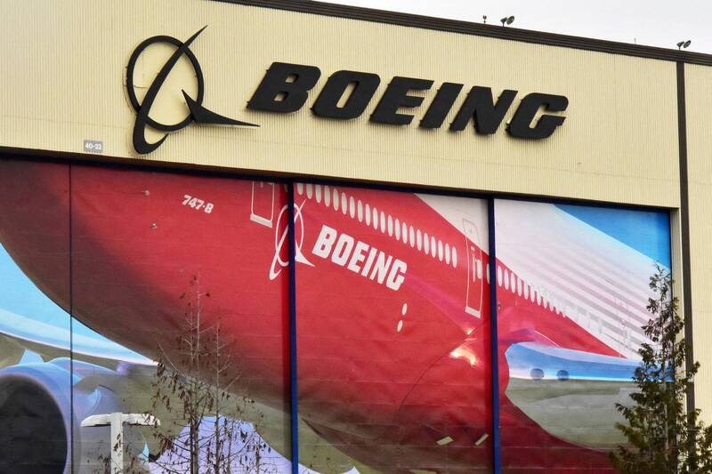 波音5月交付60架客機 年增33％