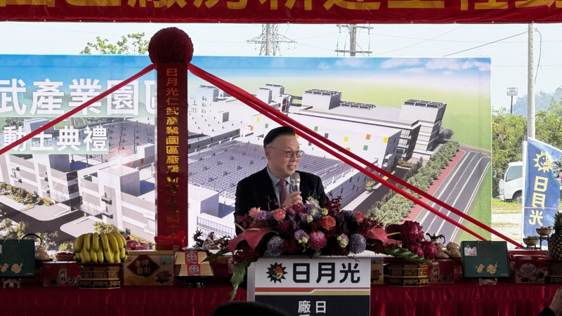 日月光半導體自6月以來，公告交易取得2家供應商設備合計24.58億元，共計620.82億元。（資料照）